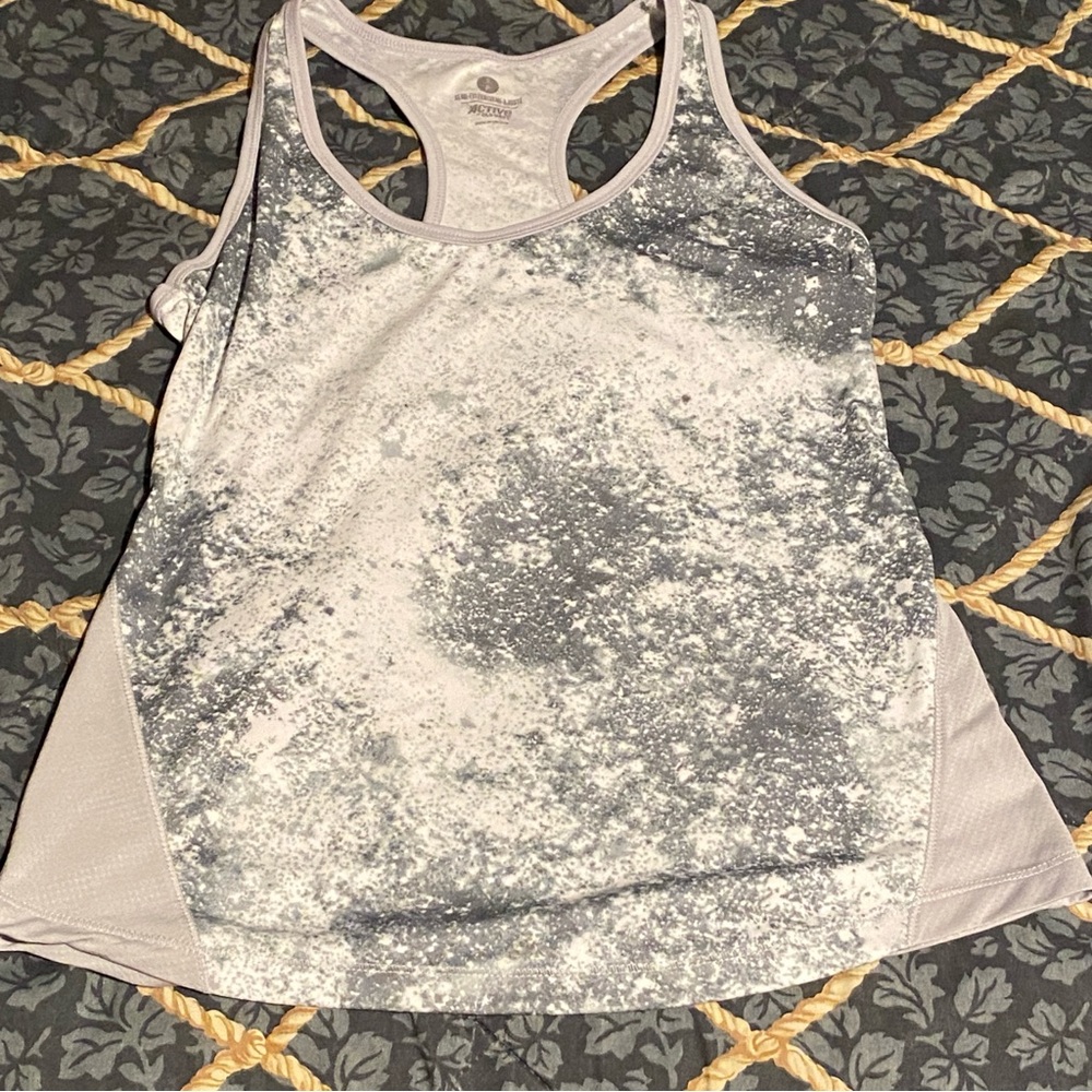 Old Navy Women's gray athletic top